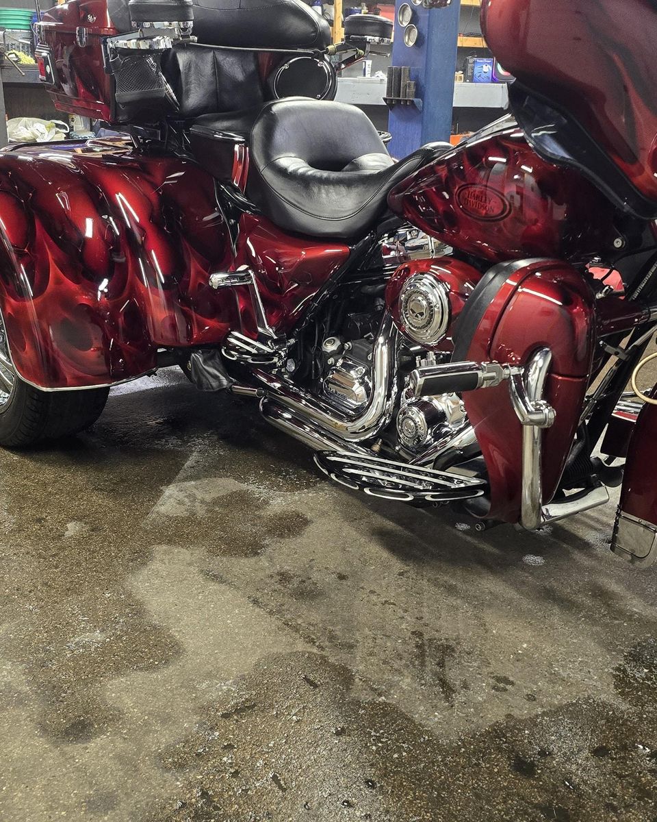 Exterior Detailing for Luxury Auto Detail in Peoria, IL