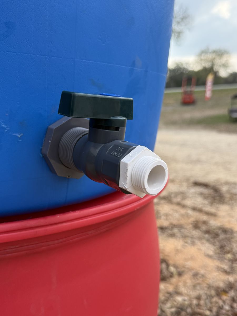 IBC Totes, Metal & Plastic Barrels for King Services in Seguin, TX