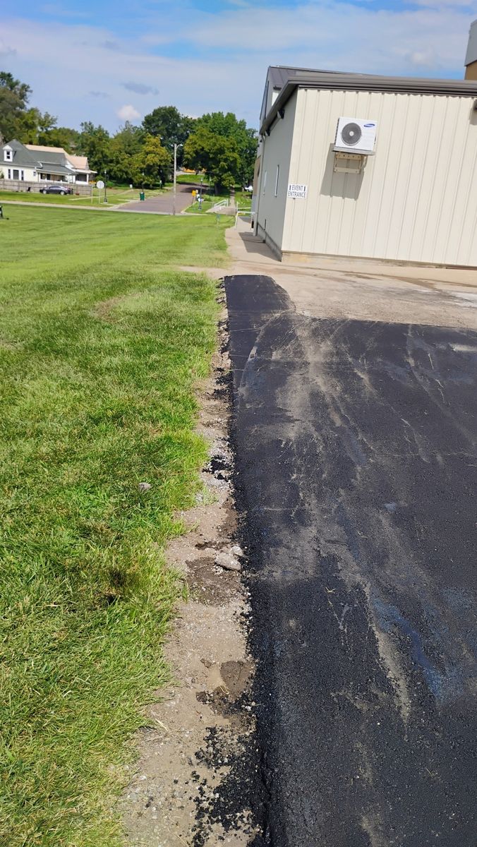 Asphalt Driveway Installation for Bishop Asphalt Sealcoating in Marceline, MO