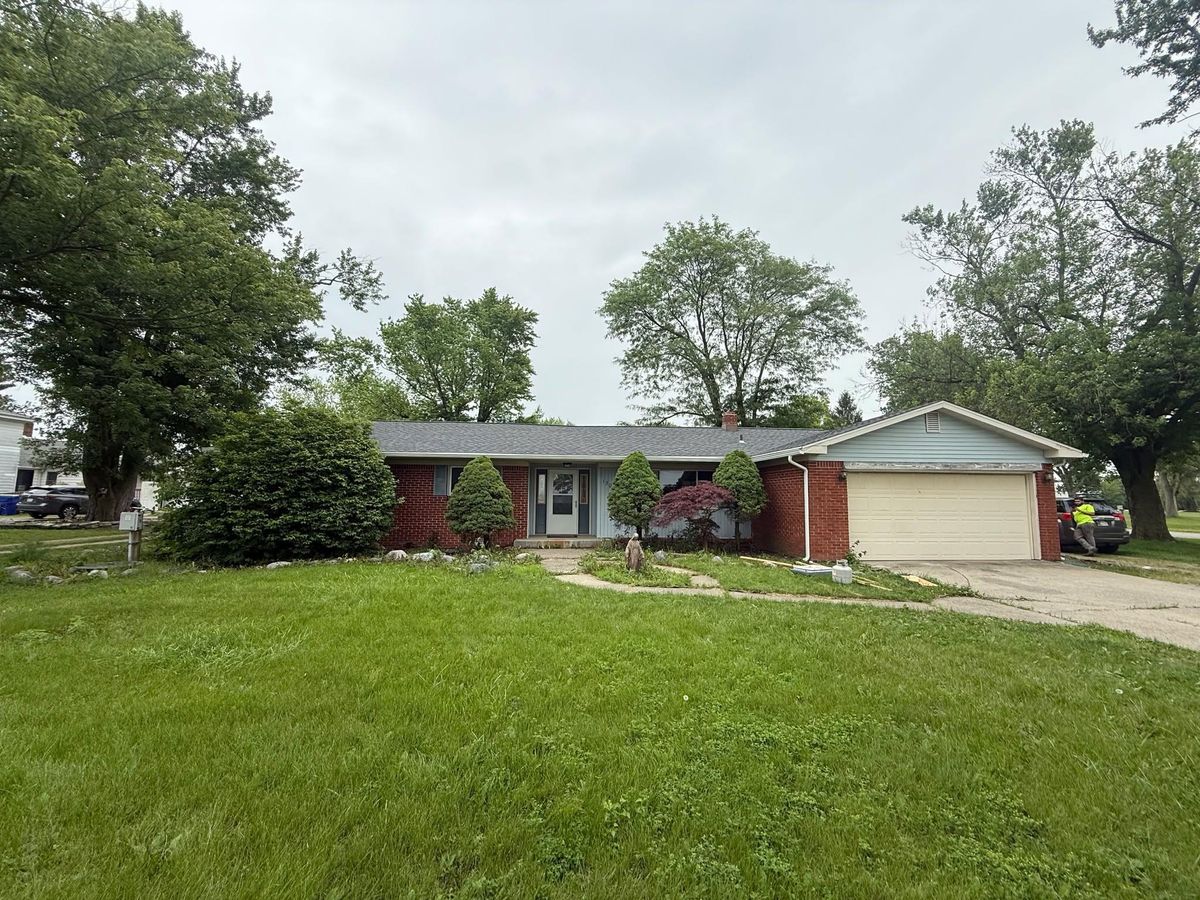 Roofing Installation for Iron Shield Roofing and Exteriors in New Haven, IN