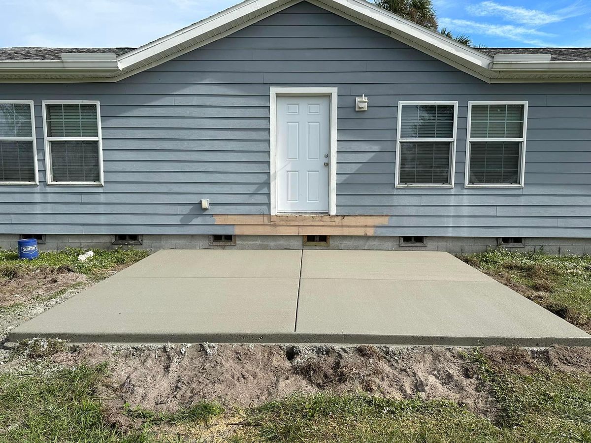 Patio Design & Construction for Green Hammer Concrete in Palm Bay, Florida