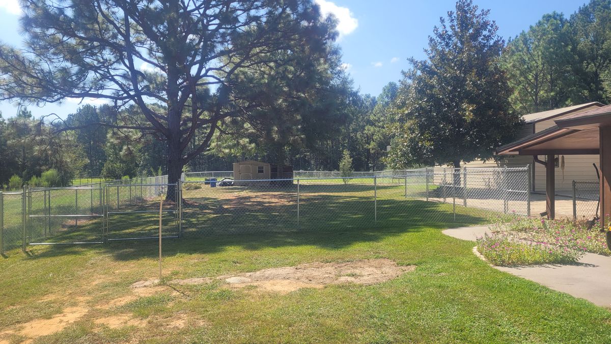 Commercial Fencing Services for Pine Belt Fence in Hattiesburg, MS