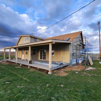 Deck & Patio Installation for Custom Valley Construction   in Sunnyside, Washington