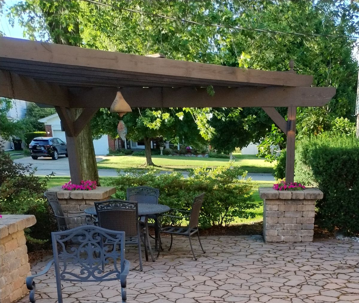 Firepit Patio Design & Construction for Humphries Hardscape - Pavers and Landscaping in Wyandotte, MI