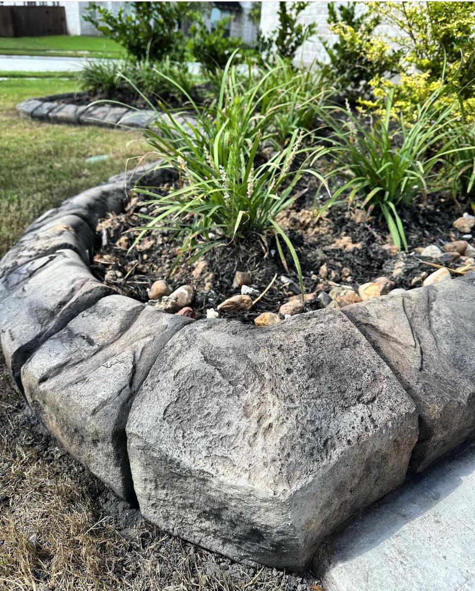 Landscaping for Texas Curb N Borders in Houston, TX