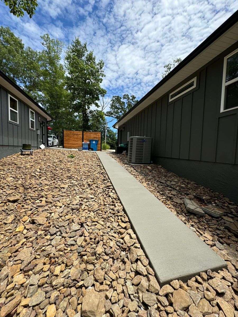 Sidewalk Installation for Apex Contractors LLC in Fayetteville, AR