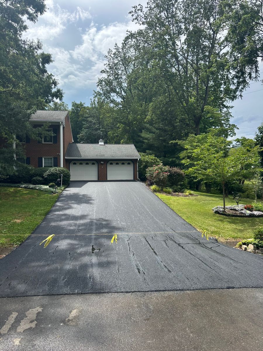 Sealcoating for James R Carter Paving in Roanoke, VA