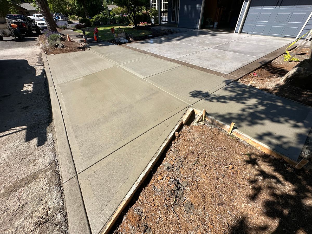Concrete Driveway Installation for Olmedo Bros Concrete LLC in McMinnville, OR