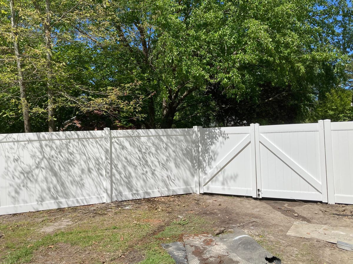 Vinyl Fencing for Sea Level Fence in Virginia Beach, VA