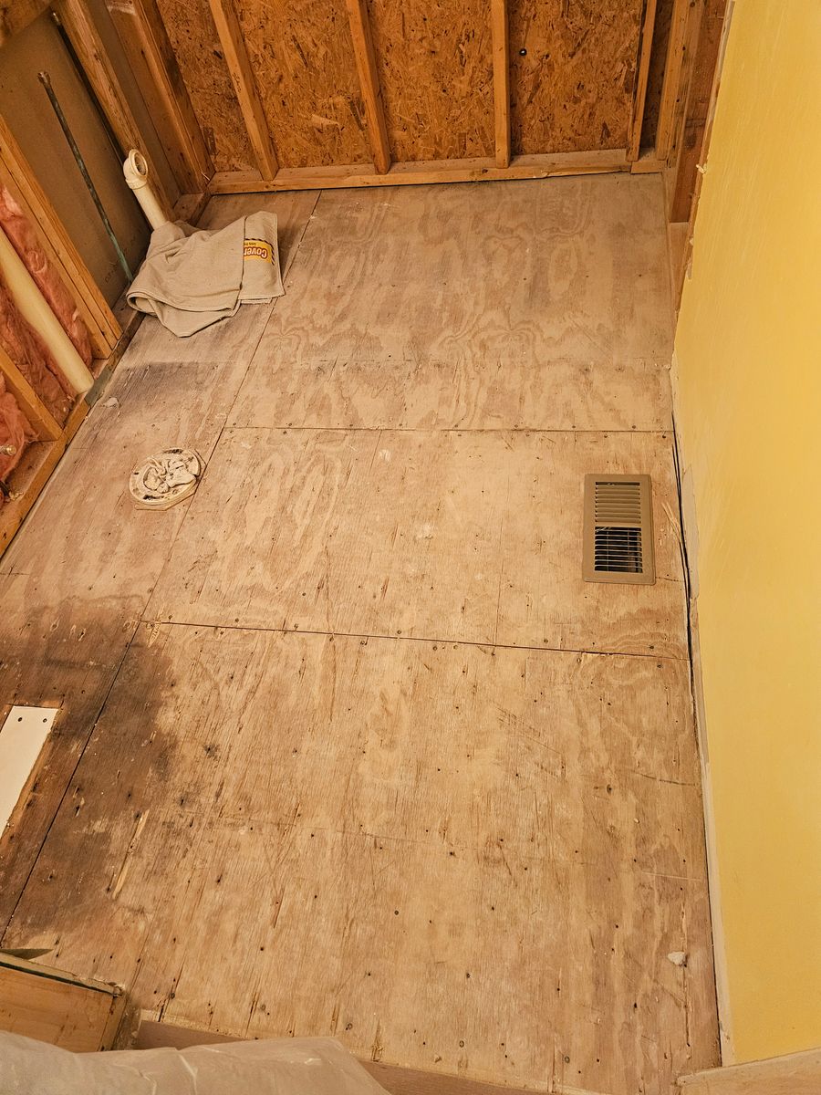 Kitchen Renovation for DL Construction & Flooring in Morehead City, NC