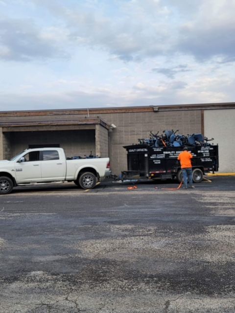 Hauling for Equality Contracting And Tree in Kountze, TX