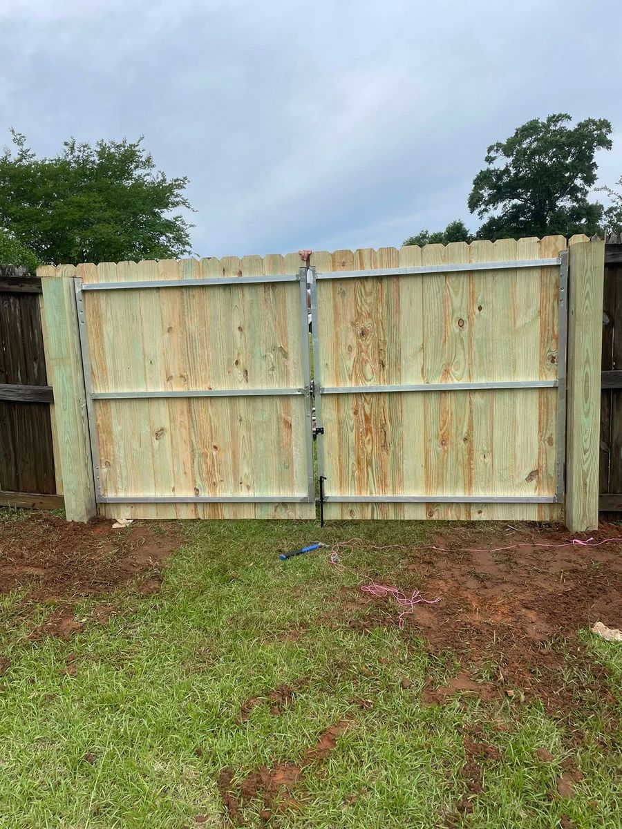 Gate Installation and Repair for Jaguar Fence in Mobile, AL