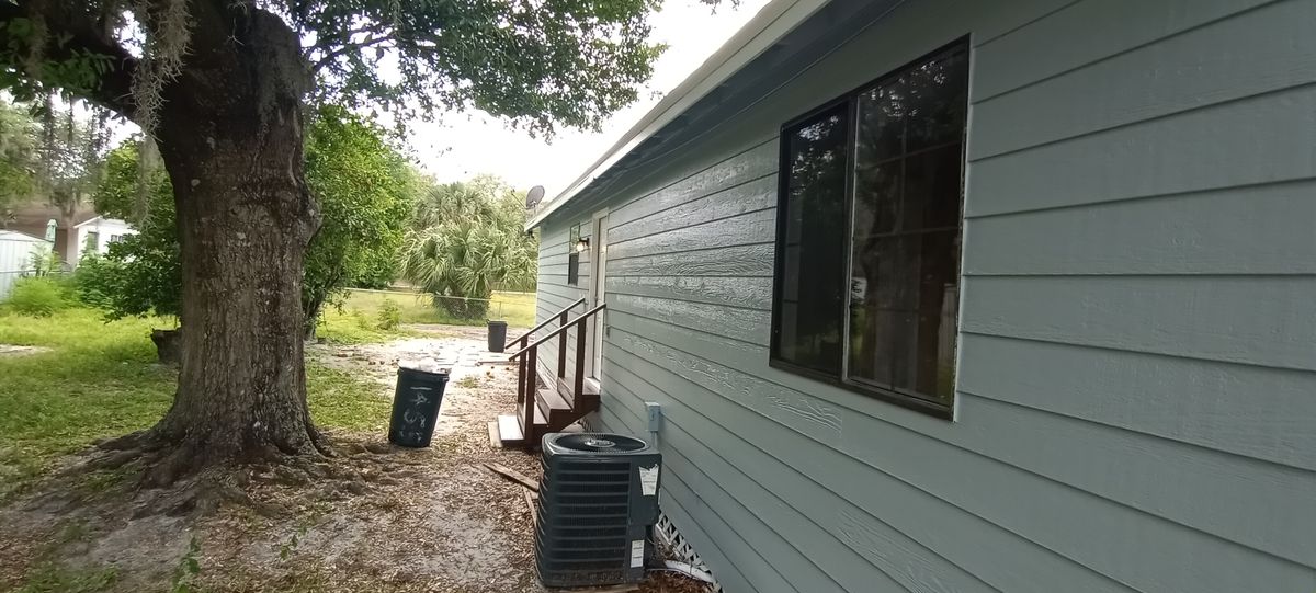 Exterior Painting for Bradley Bradshaw Painting in Christmas, FL