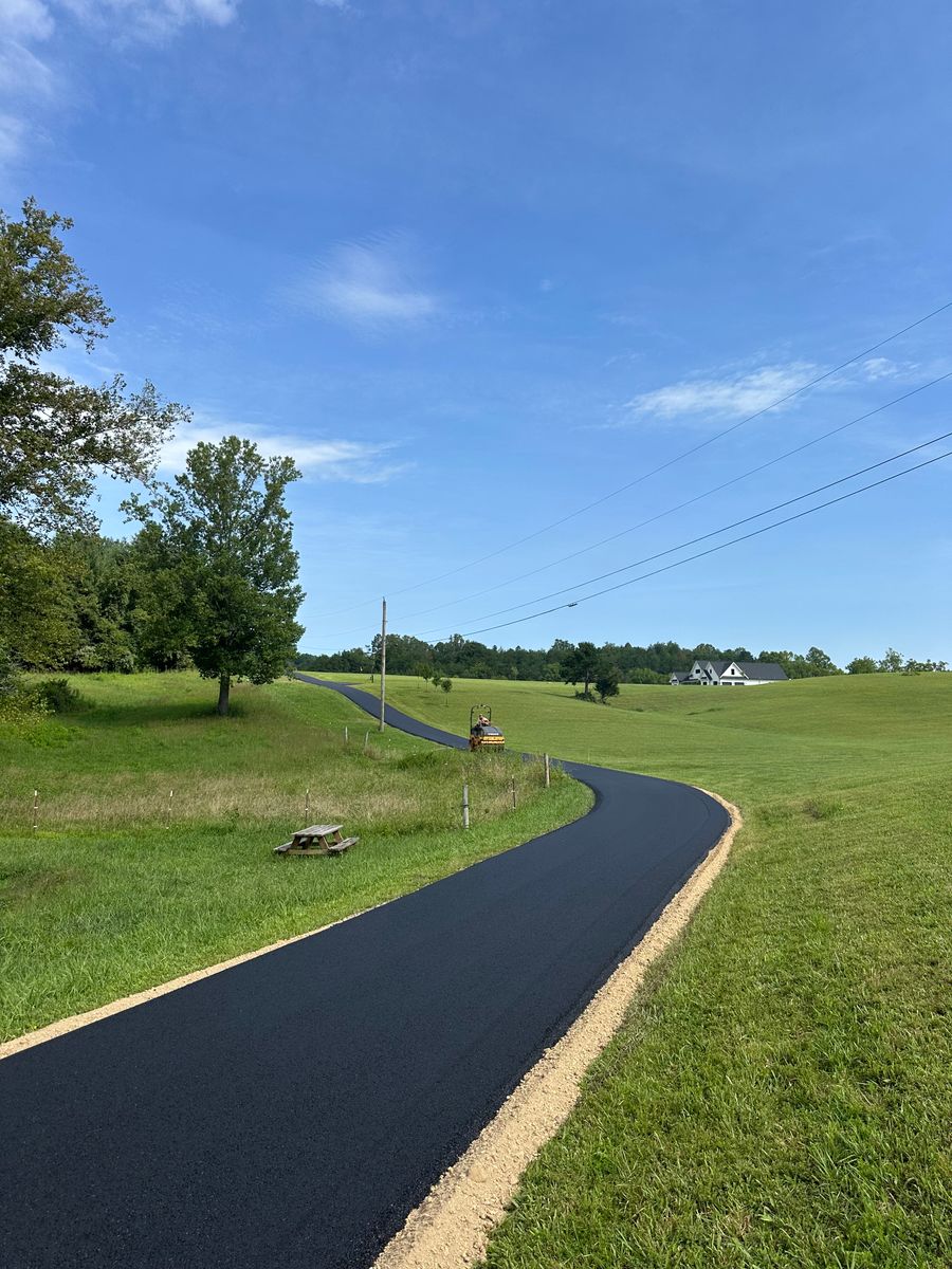 Asphalt Driveways for James R Carter Paving in Roanoke, VA