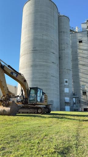 Residential & Commercial Excavation for Double J Excavation in Nashville, AR