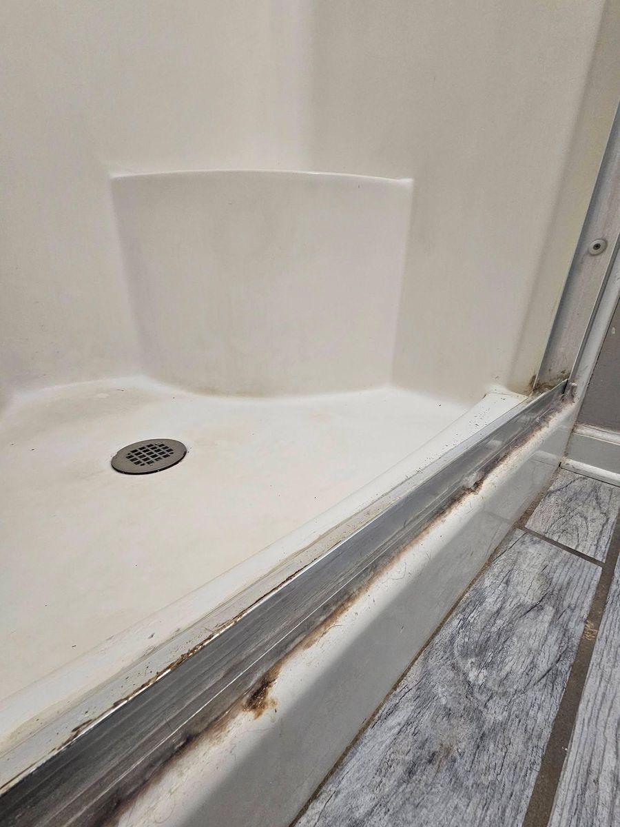 Fiberglass Repairs for Tub Life Resurfacing in Adairsville, GA