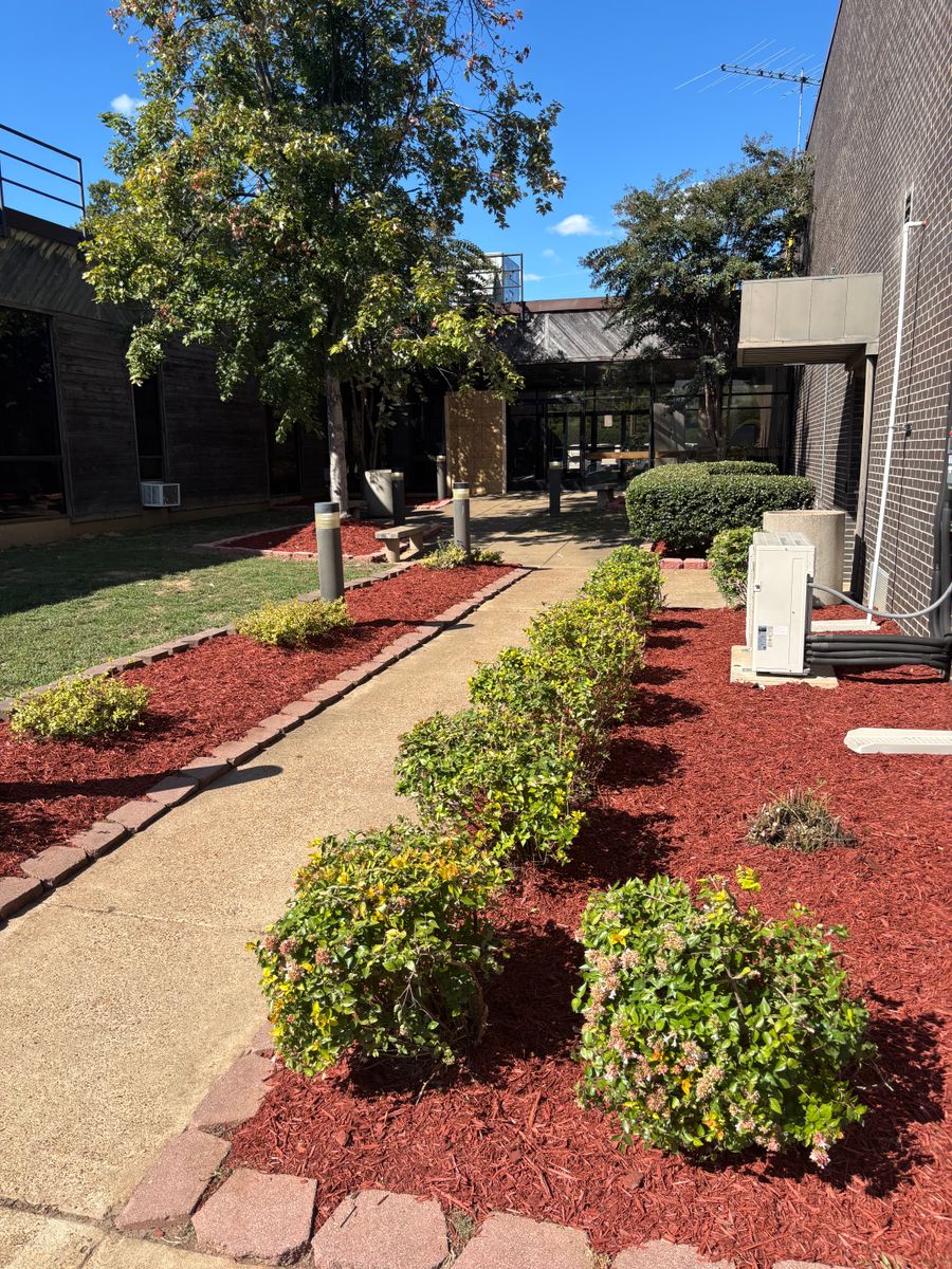 Mulch Installation and Flower beds for Kingdom Landscaping in Memphis, TN