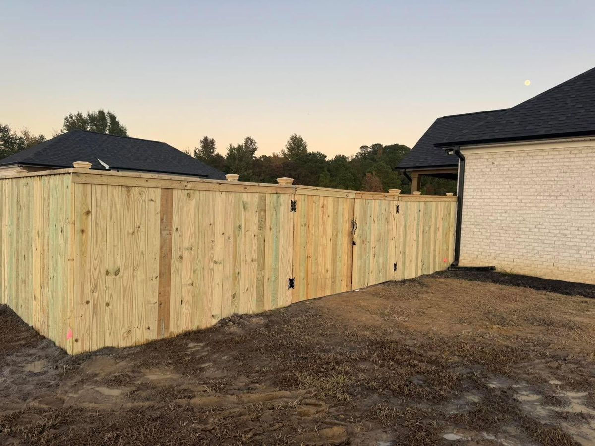 Wood Privacy for 4 In The Fire Fencing LLC in Darlington, SC