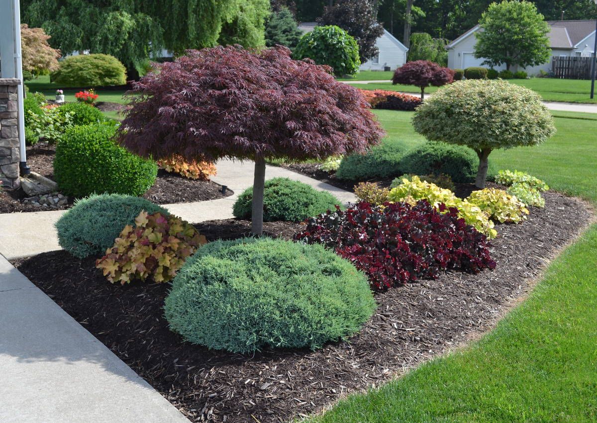 Garden Maintenance for Santomaro's Signiture Lawn & Landscapes in North Providence, RI