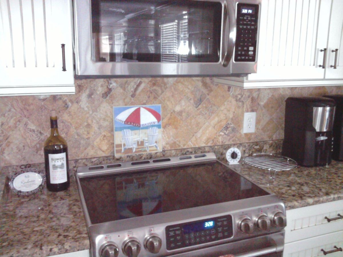 Stone for Strictly Custom Tile Inc. in Middleburg, FL