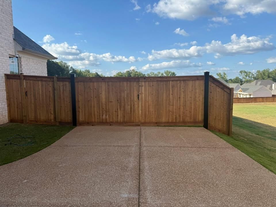 Fence Installation for Frontline Fencing LLC in Hernando, MS