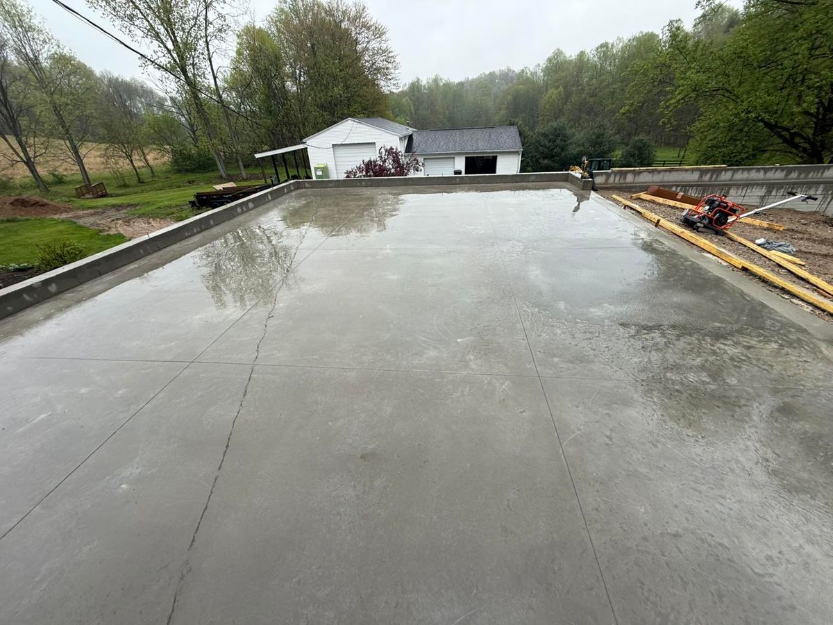 Concrete for Solid Rock Concrete & Landwork in Galion, OH