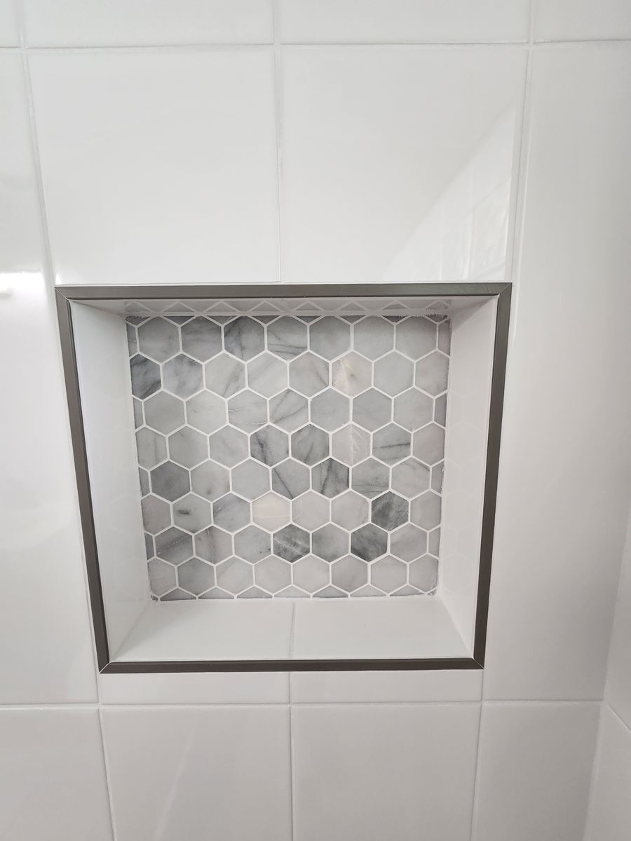 Bathroom Tiling for Mike Lupoli Tile in Palm Coast, FL