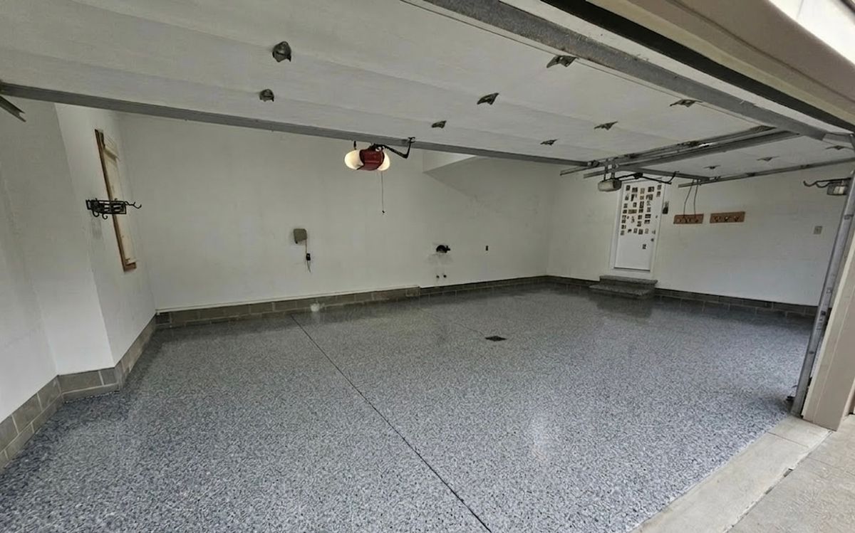 Garage Floor Coatings for VantaCoat Surfaces in Grand Prairie, TX