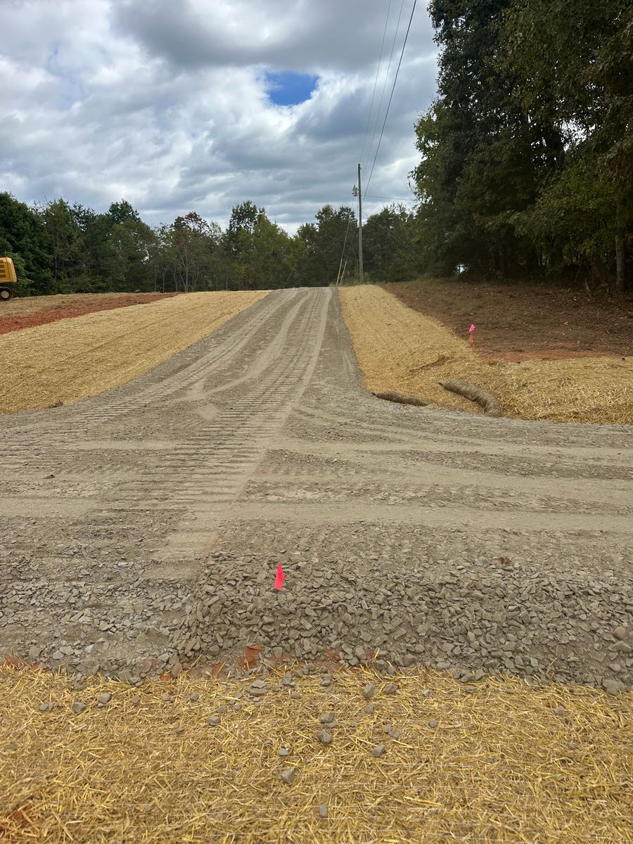 Residential & Commercial Excavation for Fav5 Hauling & Grading in Mount Airy, NC