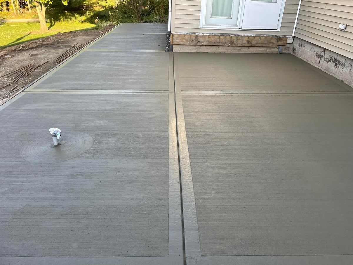 Concrete for Solid Rock Concrete & Landwork in Galion, OH