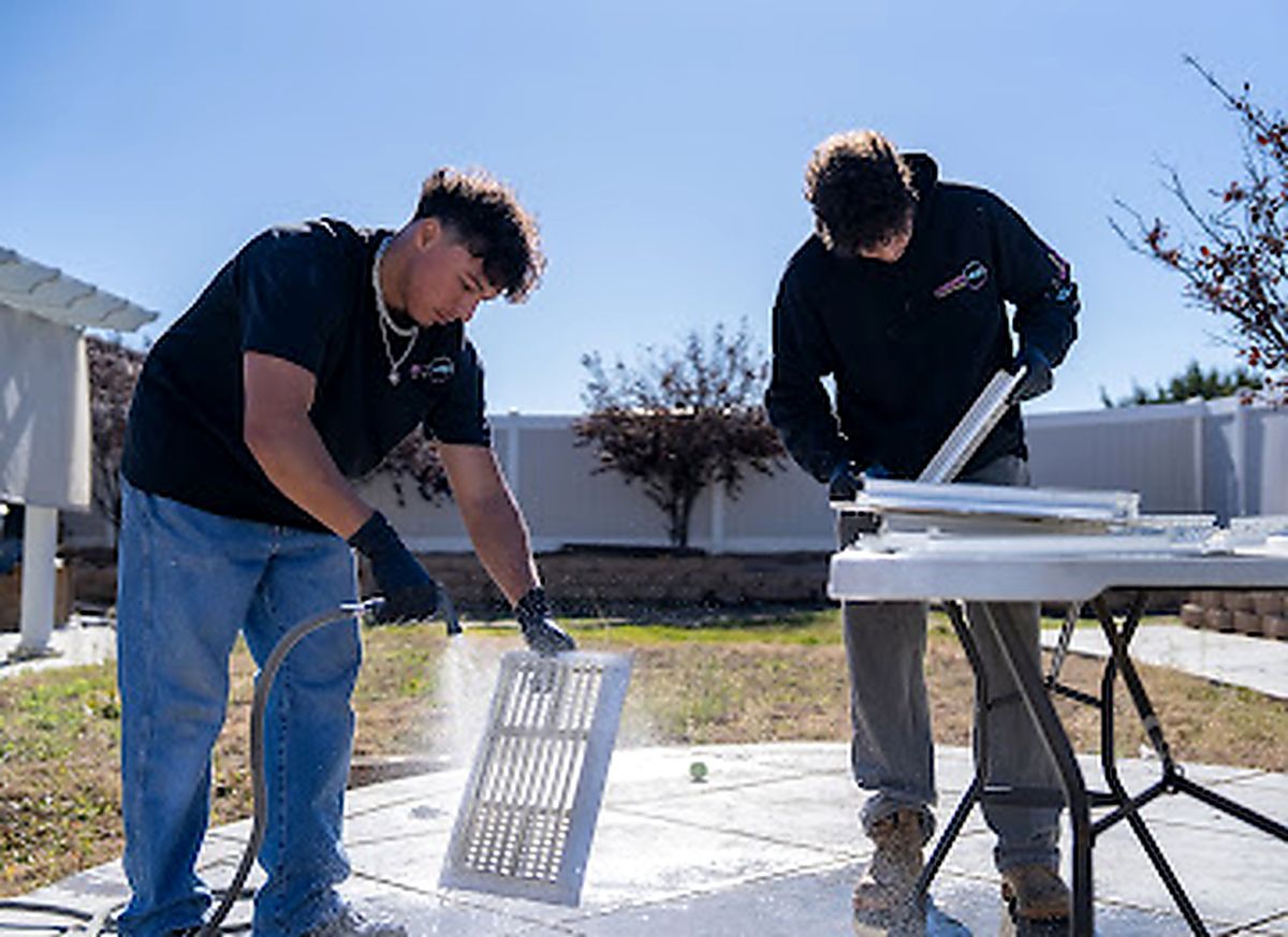Duct Cleaning Services for Desert Air Heating & Cooling in Apple Valley, California