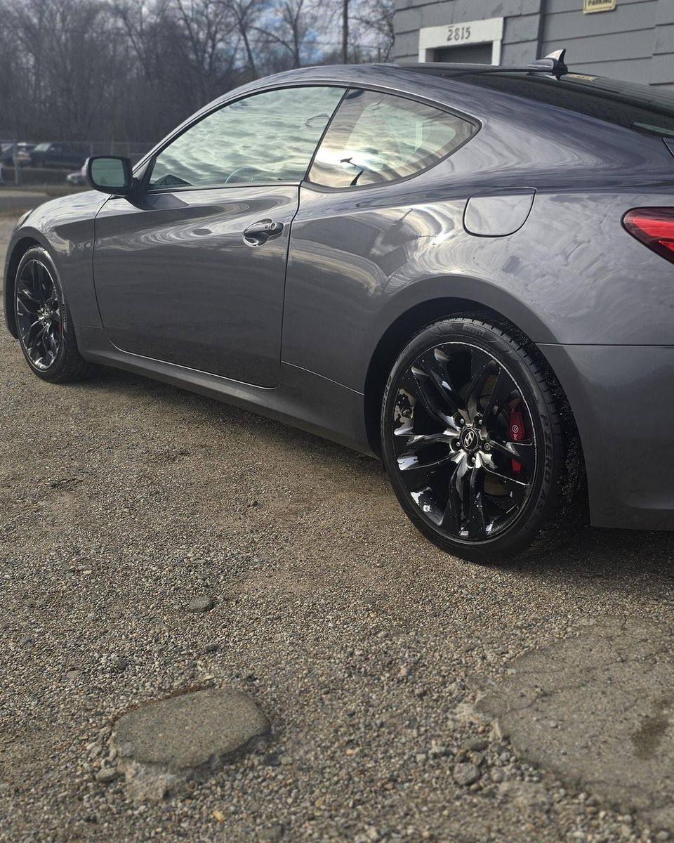 Full Detail Service for Luxury Auto Detail in Peoria, IL