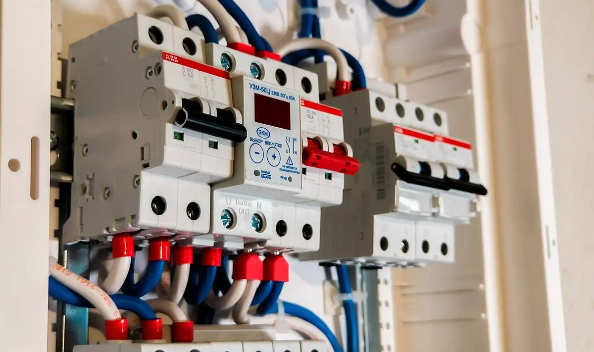 Circuit Breaker Installation and Repair for Silva Electrical in Houston, TX