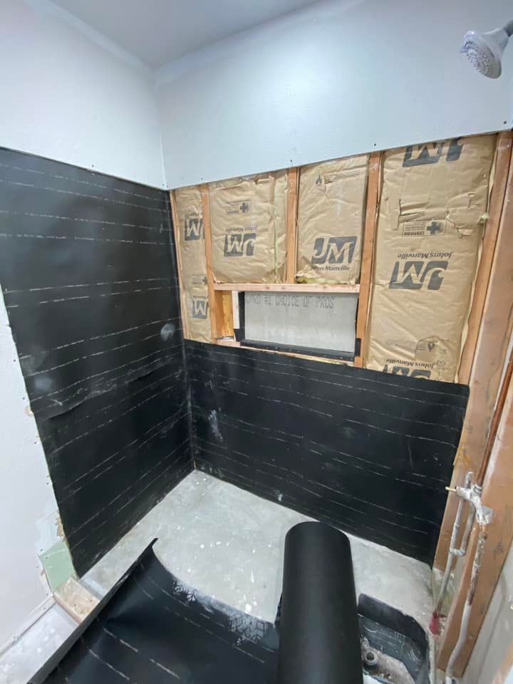 Bathroom Remodeling for JR's Tile professional installation in San Bernardino County, CA