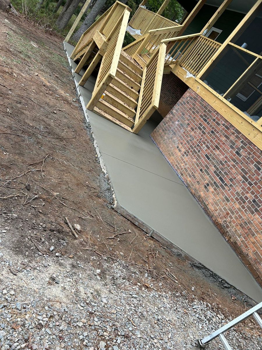 Concrete Slab Construction for Big League Concrete and Grading in Batesburg-Leesville, SC