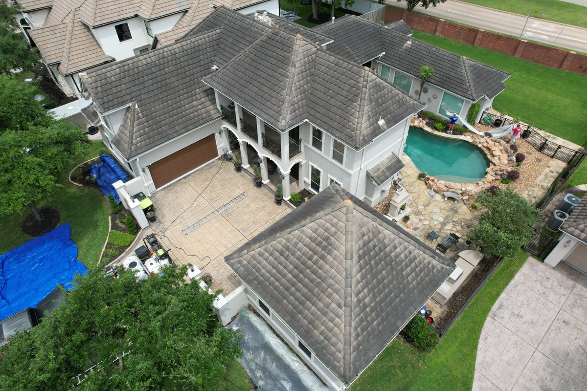 Gutter Cleaning for Power Pressure Wash in Houston, TX