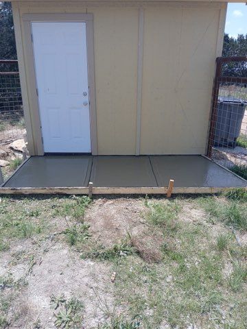 Concrete- Slabs and Flat work for CrossCut in Kempner, TX