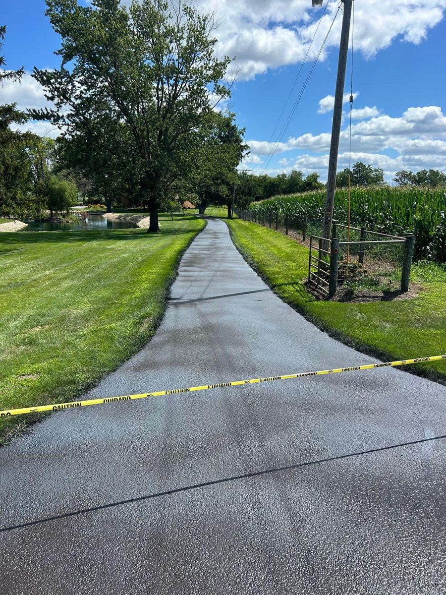 Sealcoating for Texcap Asphalt Construction in Magnolia, TX