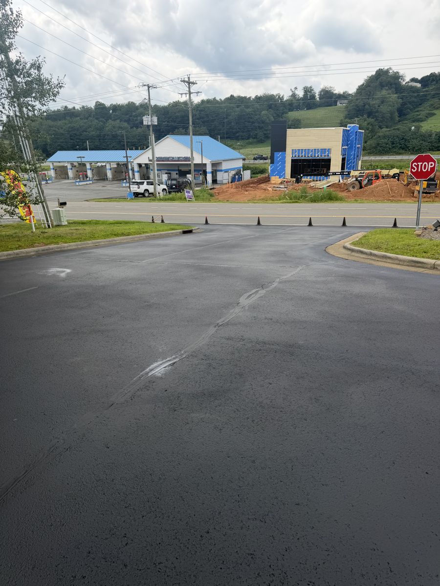Sealcoating for Stripe A Lot in Knoxville, TN