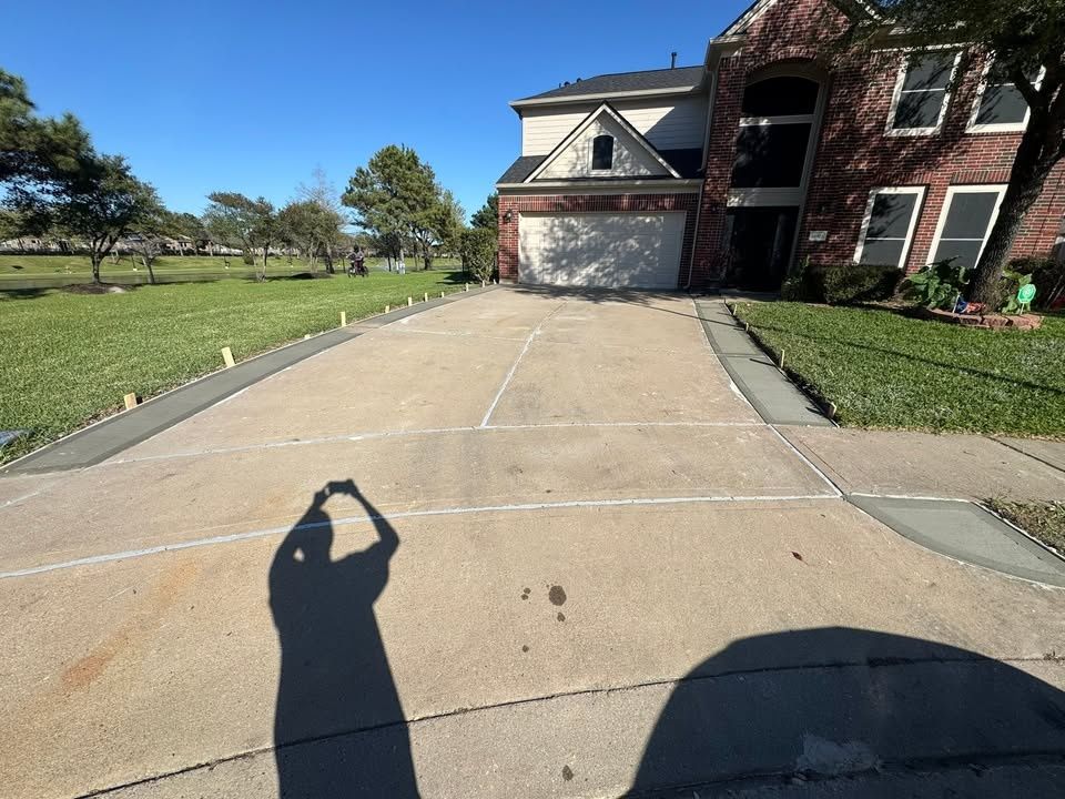Driveway Construction for Extreme Concrete Services in Houston, TX