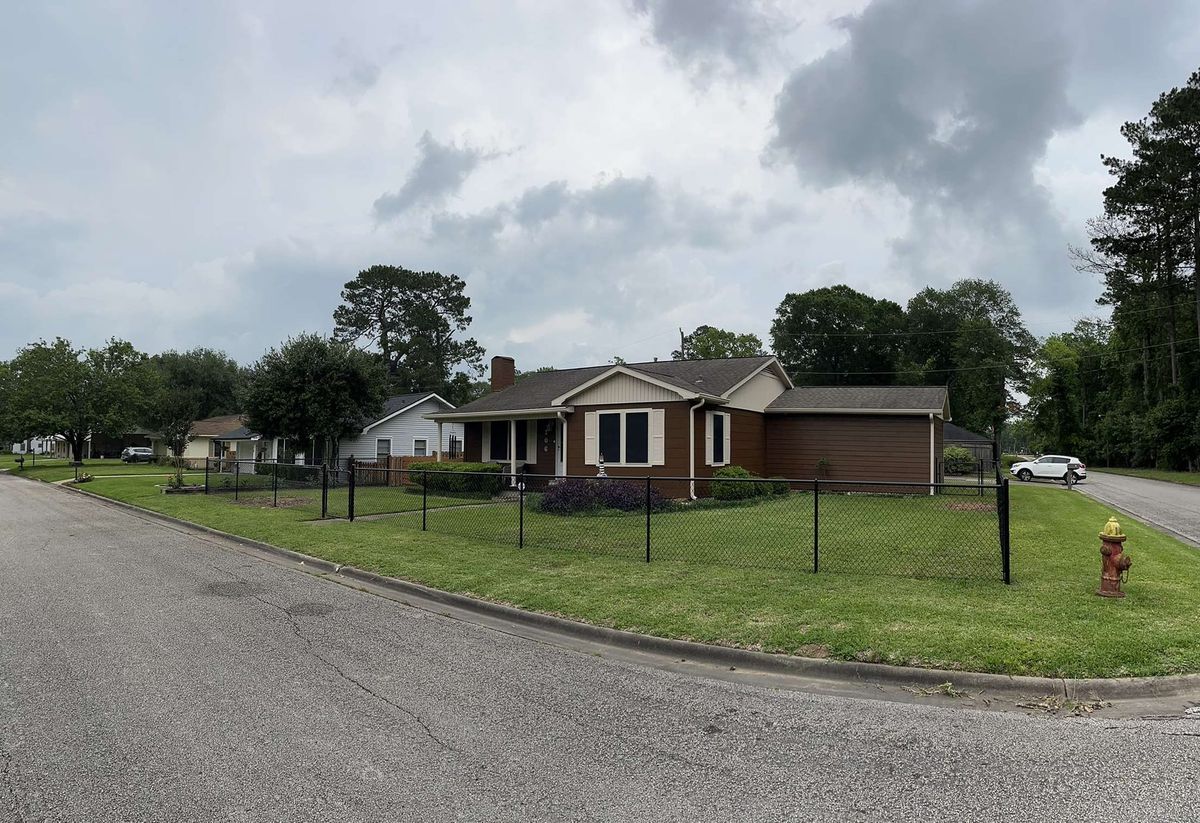 Gate Installation and Repair for Bar T Fencing in Dayton, TX