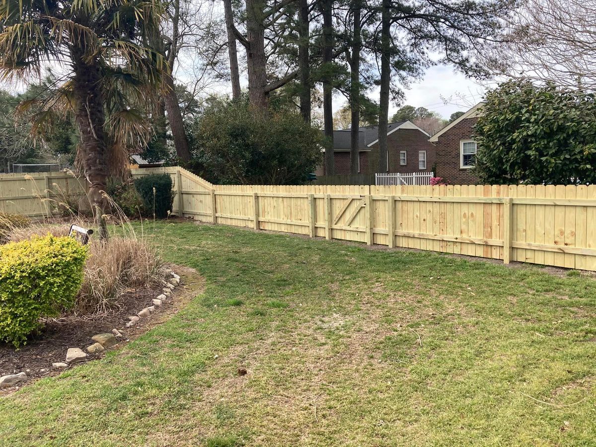 Wood Fencing for Sea Level Fence in Virginia Beach, VA