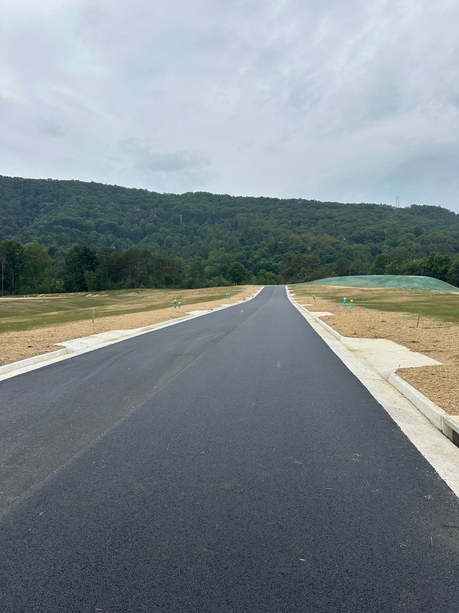 Asphalt Driveways for James R Carter Paving in Roanoke, VA