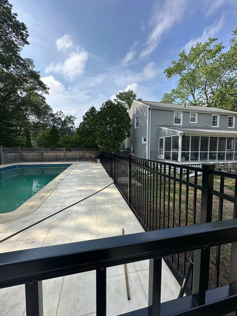 Fence Repair for Modern Fence NH in Atkinson, NH