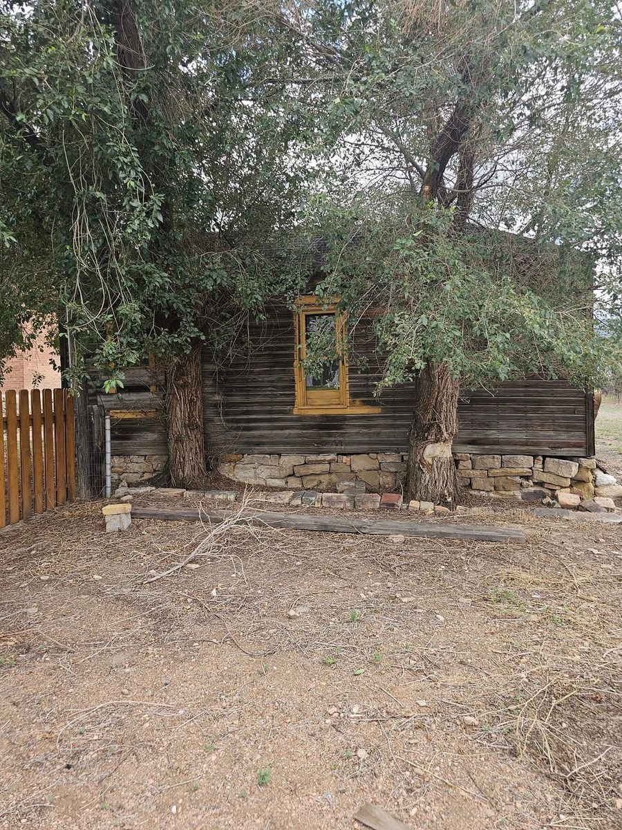 Mulch Installation for Langston Tree & Landscape in Canon City, CO