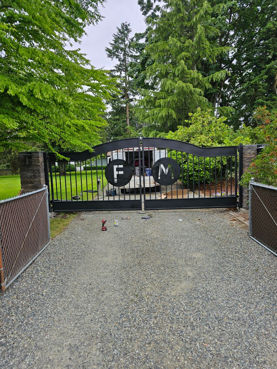 Gate Installation and Repair for Custom Gates Welding, LLC. in Auburn, WA