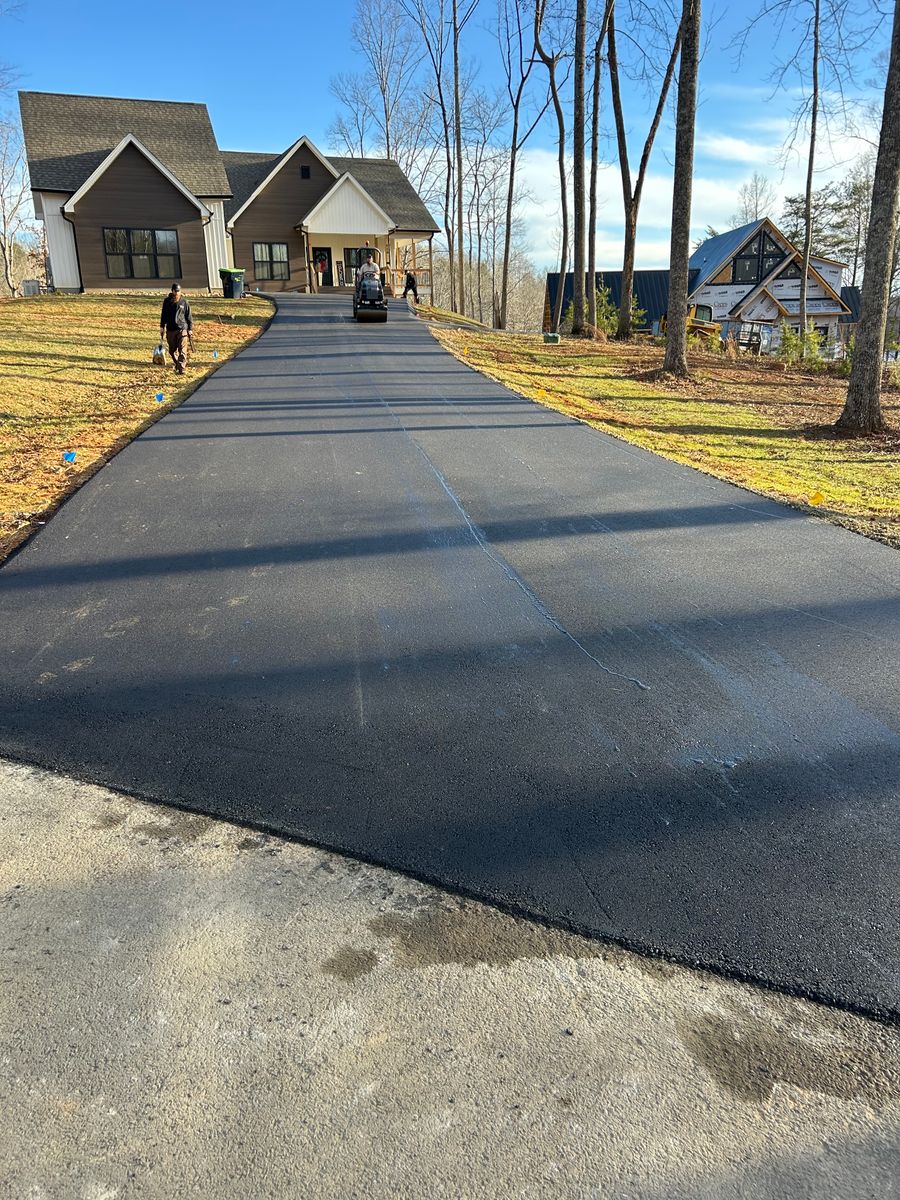 Sealcoating for James R Carter Paving in Roanoke, VA