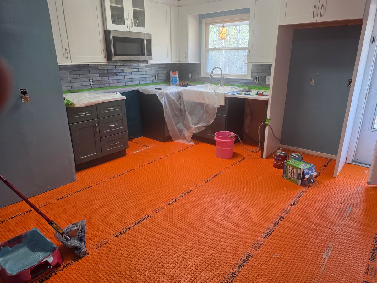 Flooring for Peeples Carpentry & Maintenance in Columbia, SC