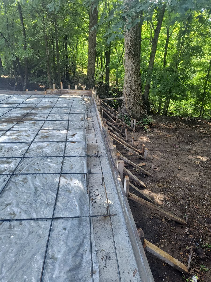 Concrete for Layne It Down Concrete Artisan in Clarksville, TN