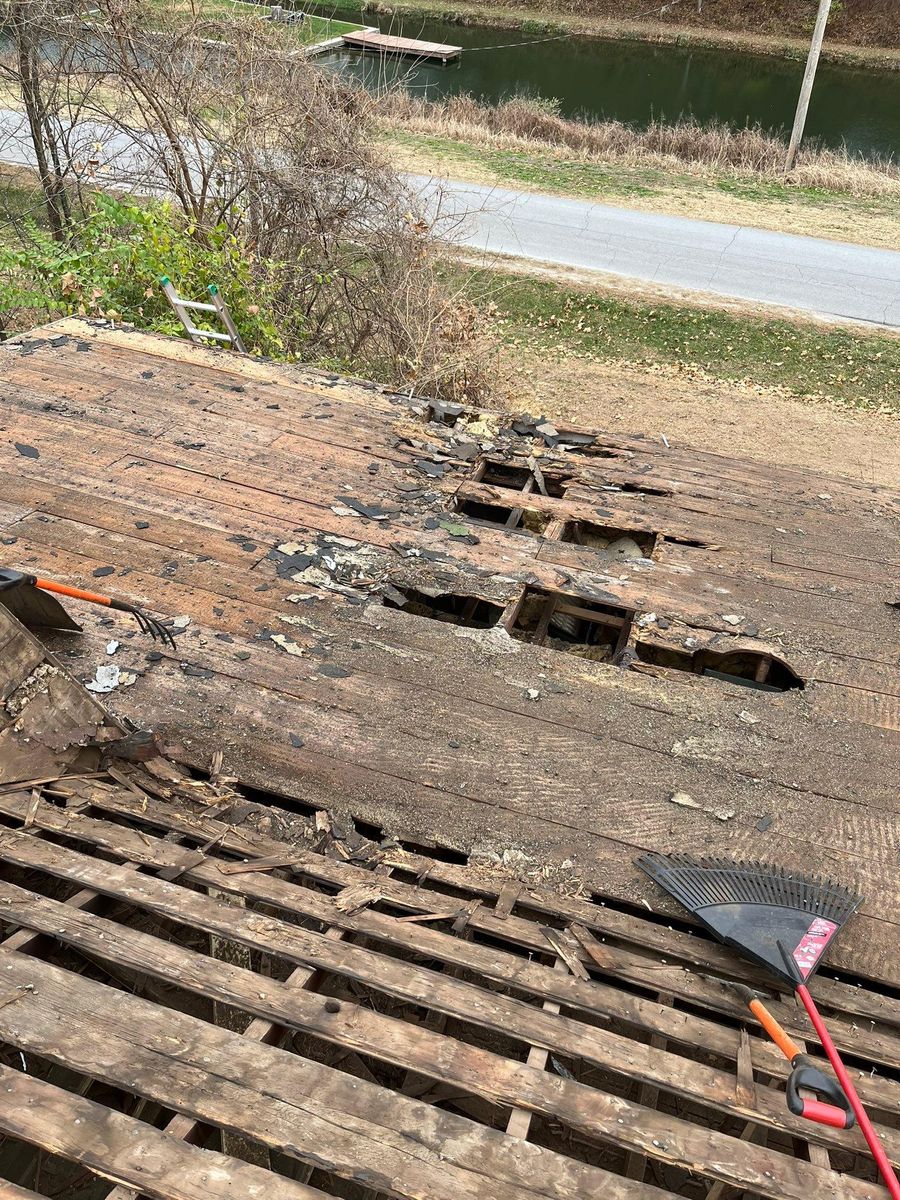 Roofing Repairs for Full Roof Replacement and Repairs in Saint Joseph, MO